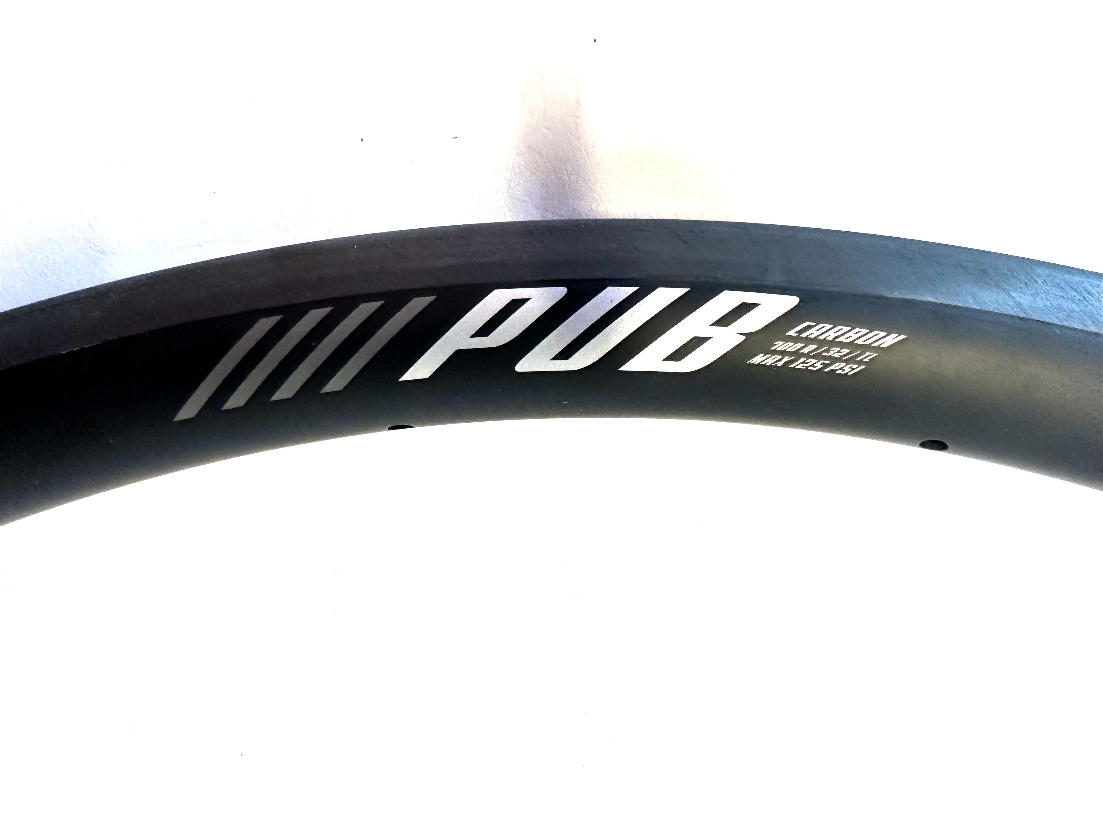PUB 700r / 32 / TL Carbon Clincher Bike MAX125 PSI Wheel Rim Brakes 20 Spoke NEW