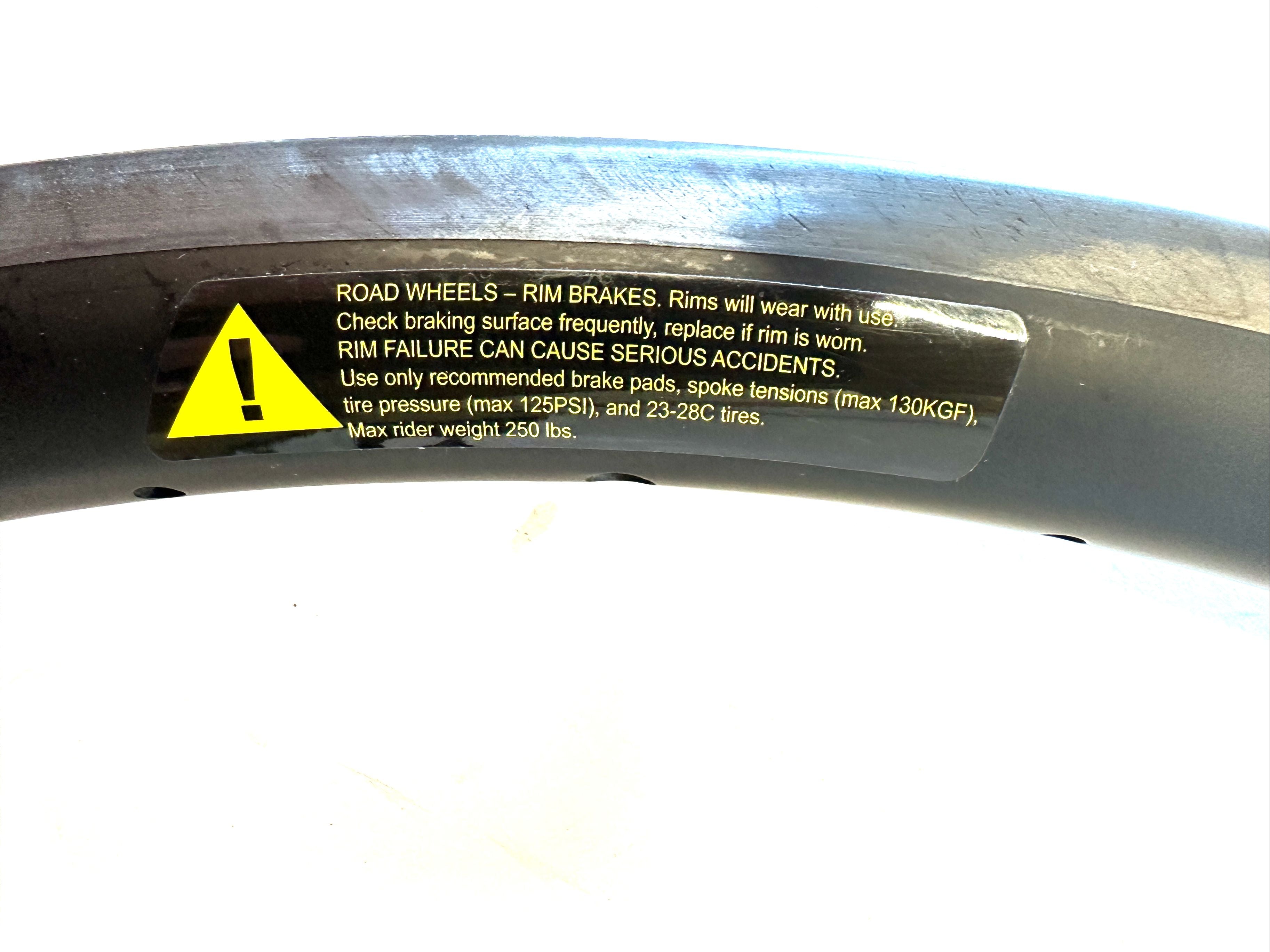 PUB 700r / 32 / TL Carbon Clincher Bike MAX125 PSI Wheel Rim Brakes 20 Spoke NEW