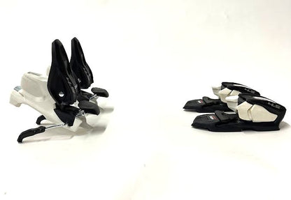 Marker 4.5 Alpine Ski Bindings Black/White NEW Blem