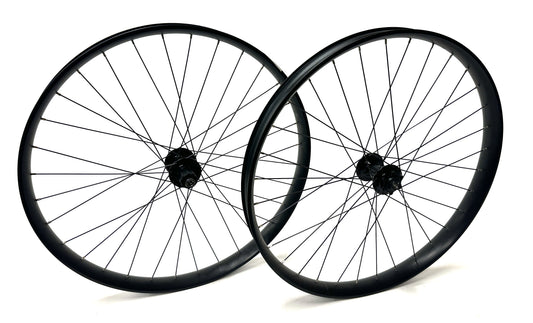 Alloy 27.5" BOOST 110x15 148x 2 Rear 50mm wide rim HG 8-10 Disc 32h Wheelset New