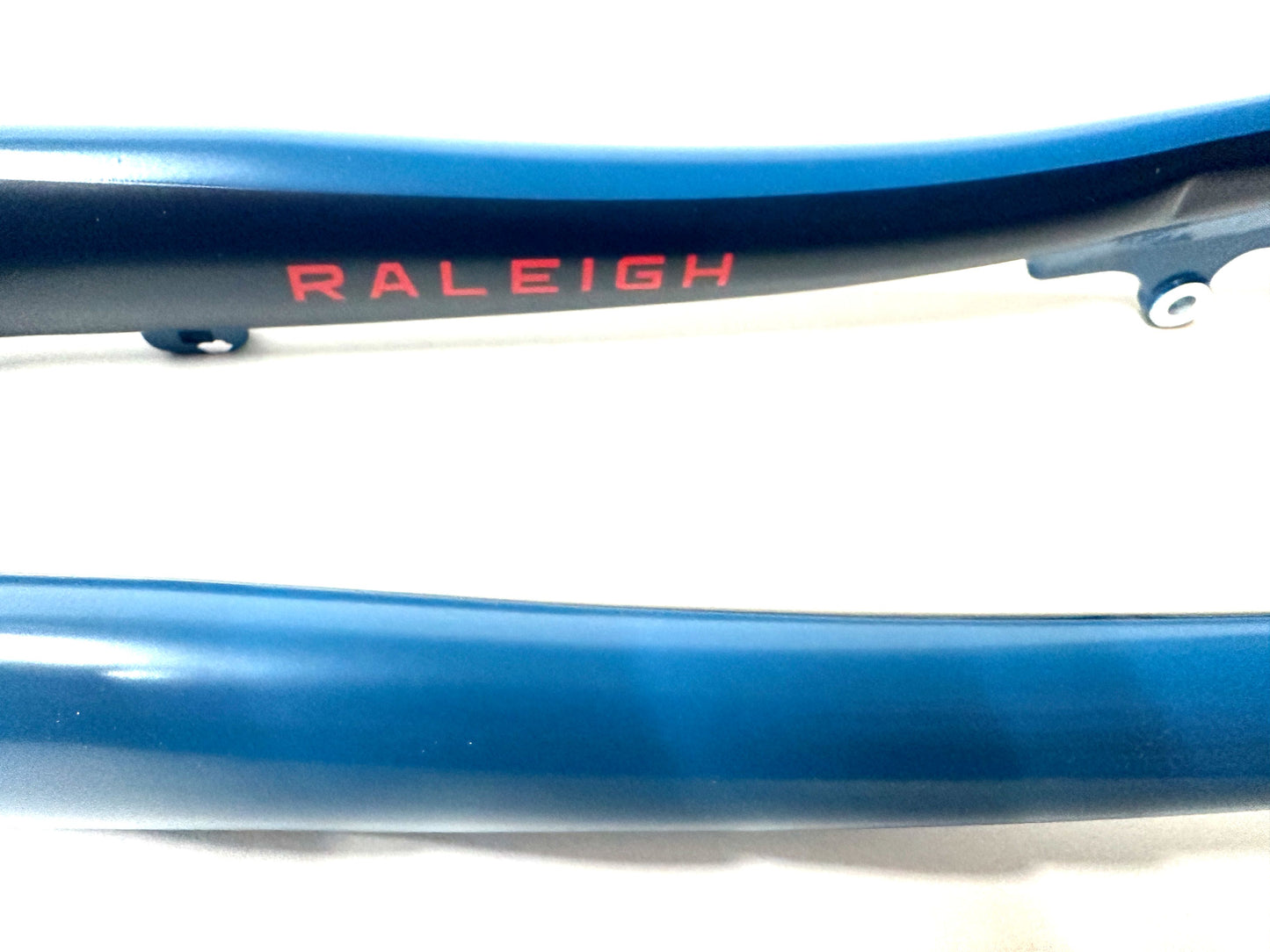 RALEIGH 1 1/8" 26" Threadless Alloy Bike Fork 100mm QR Disc Axle-Crown 400mm NEW